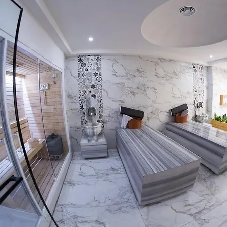 Hotel Mayi